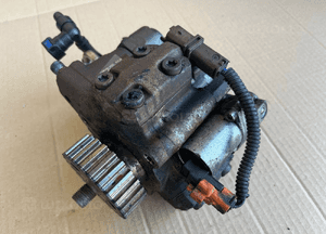Pompa wtryskowa SIEMENS EURO4 7H2Q-9B395 LAND ROVER DISCOVERY 3 III / RANGE ROVER SPORT 2.7 TDV6 1