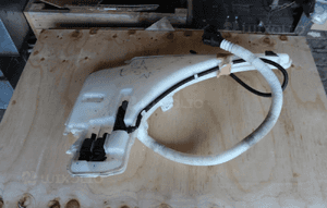 Zbiorniczek spryskiwaczy bmw 1 E87 lci 7229534 2009 1