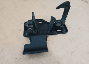 Zamek rygiel maski przód VW Polo 9N 6Q0823480B 2