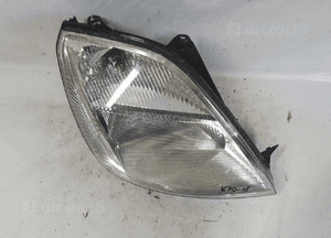 Lampa przednia prawa przód prawo ford fiesta MK6 4