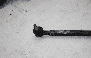 SUZUKI SAMURAI SJ40 drążek kierowniczy 2