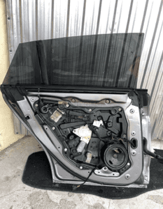 Mercedes CLA W117 SHOOTING BREAKE KOMBI drzwi lewe prawe tył zamek szyba listwa key less go klamka LAKIER 787 8