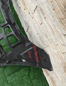 Ślizg zderzaka mercedes amg A2058853165 2