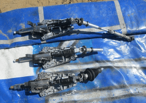 MERCEDESS E 212 / E 207 sztyca kierownicy wałek