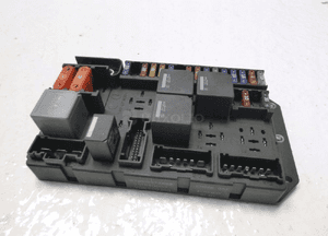 Range vogue L322 3.6 d skrzynka bezpieczników 4