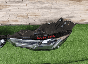 Lampa audi A4 RS4 matrix 8W0941036C 8W0941035C 5