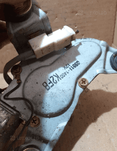 KIA CARENS II 02-06 2.0CRDI SILNICZEK WYCIERACZKI TYŁ TYLNEJ 03511-1400 3