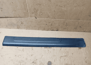 Listwa progowa progu prawy tył tylna prawa Audi A6 C6 4F0853376B 1