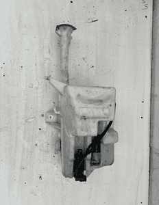 ZBIORNIK PŁYNU SPRYSKIWACZY POMPKA VOLVO V40 II 31391615 2012- 1