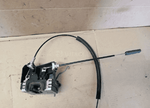 Zamek drzwi prawy przód klamka Opel Corsa C 24434883 3