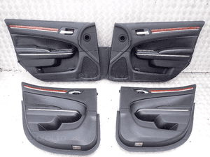 BOCZKI DRZWI CHRYSLER 300C  KOMPLET 1