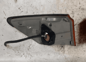 Komplet tyl tylnych lamp prawa i lewa lexus IS220/250 5