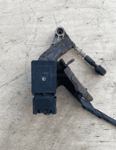 Czujnik zawieszenia przedni lewy RQH500570 Range Rover Sport L320