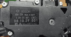 # SILNICZEK WYCIERACZKI TYŁ CITROEN C4 nr 9646803180 3