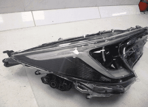 Toyota corolla E21 lift 22 lampa lampy przód prawa lewa kpl led nowe 11