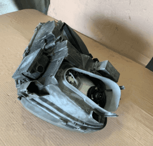 MERCEDES S 220 xenon prawy lampa prawa 5