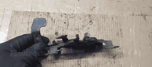 Zamek rygiel maski przód Nissan Almera Tino 3