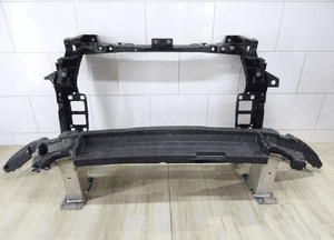 Audi Q7 Q8 pas przedni wzmocnienie 4M0805594A 1