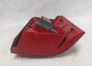 Lampa tylna lewa tył lewo volkswagen passat B5 kombi 4