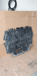 Osłona płyta pod silnik VW Passat B6 3C0825237H 3C0825235M 4