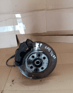 Zwrotnica piasta prawy przód przednia prawa Opel Tigra B II 13154316 1