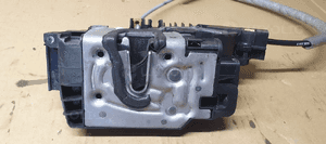 Zamek drzwi lewy przód przedni lewy Mercedes GL X166 W166 A0997200935 2