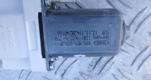 AUDI A5 SILNICZEK SZYBY LEWY PRZÓD 8T0959801B 2