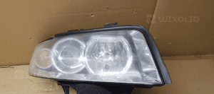 Lampa prawy przód przednia prawa Audi A4 B6 8E0941004F 8E0990008F 5
