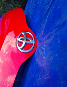 Toyota Urban Cruiser maska zawiasy 3P0 4