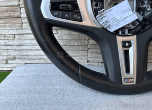 Kierownica bmw M5 F90 M8 F91 F92 F93 grzana 6