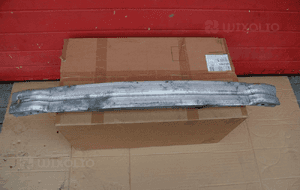 Belka wzmocnienie zderzak audi A4 B8 8K0807113D 1