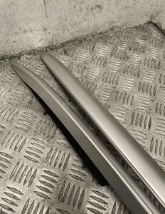 RELING DACHOWY PRAWY LEWY KPL TOURAN III 3 5TA ORG 7