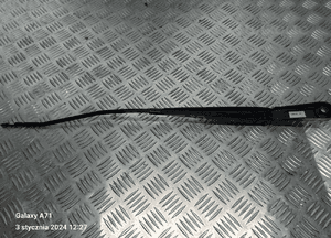 BMW F40 WYCIERACZKI RAMIE PIÓRO 7453959 4