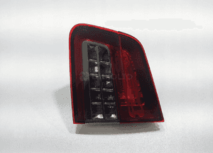 Lampa prawa tył tylna w klapę citroen C5 iii X7 sedan 9675067680 2008-2011 3