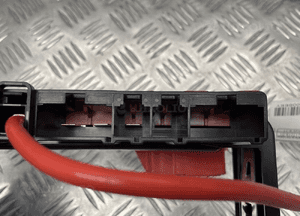 Bmw E84 klema pirotechniczna plusowa 9217018 9207521 5
