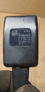 Zapinka pasa prawy przód przednia prawa Opel Zafira C 13383724 13383722 6