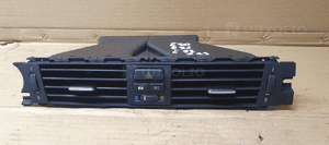 Kratka nawiewu powietrza środkowa BMW 3 E90 E91 9130458 1