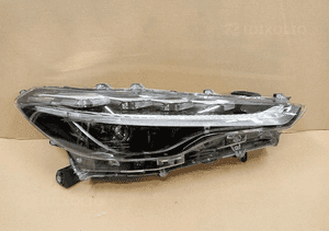 Lampa prawa prawy full led toyota corolla cross 22- 1