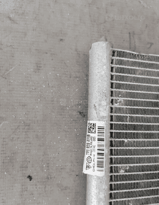 Chłodnica klimatyzacji Porsche Cayenne 2 II 7P0820411B 3