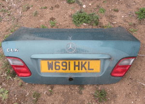 MERCEDES CLK 208 lampa lampy klapy w klapę mała