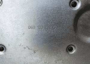 Obudowa Filtra 06B133837AG 06B133837P Powietrza Pokrywa 2.0 ALT Audi A4 B6 B7 VW 8