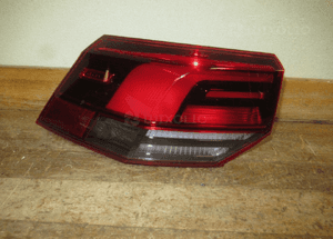 Lampa tylna tył lewa vw golf viii 8 led 5H0 2019- 1