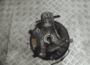 PIASTA ZWROTNICA PRAWY PRZUD VW PASSAT B6 1,9 TDI KOMBI 06R 2