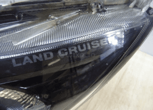 LAMPA PRZÓD PRAWA LEWA TOYOTA LAND CRUISER 150 LIFT full led 5