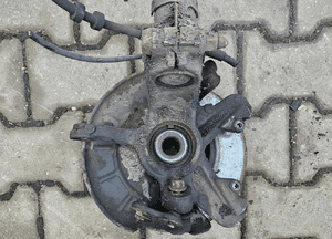 Seat Ibiza 6J IV 1.9 TDI zwrotnica piasta przód przednia  prawa 4