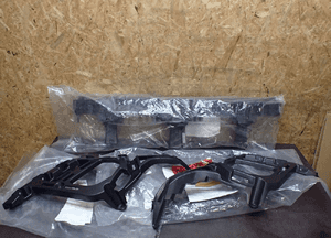 ZDERZAK TYŁ ŚLIZG ŚLIZGI PEUGEOT 3008 II 2 16- 1