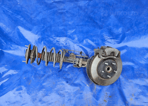 toyota auris II 12-18 zwrotnica gira mcpherson 1.8 HYBRID prawa 1