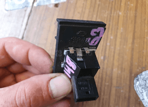 Wlacznik Awaryjne Orzewania Tylnej Szyby Regulacji Swiatel Oswietlenia Czujnik Naslonecznienia VW Golf IV 4 Bora 40