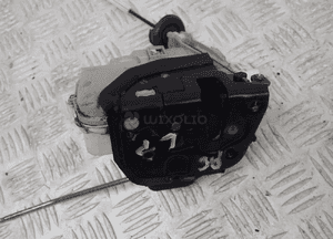 Zamek drzwi lewy przód / tył audi A6 4F1837015 / 4F0839015 2