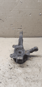 Zwrotnica prawy przód przednia prawa Renault Clio III 3